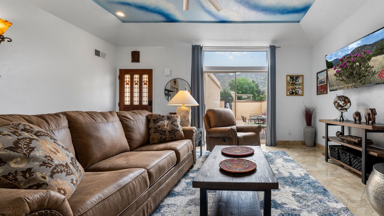 Photo of Livingroom in Northeast Heights