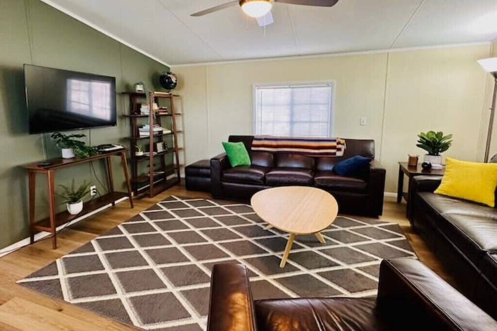Photo of Livingroom in Tyrone
