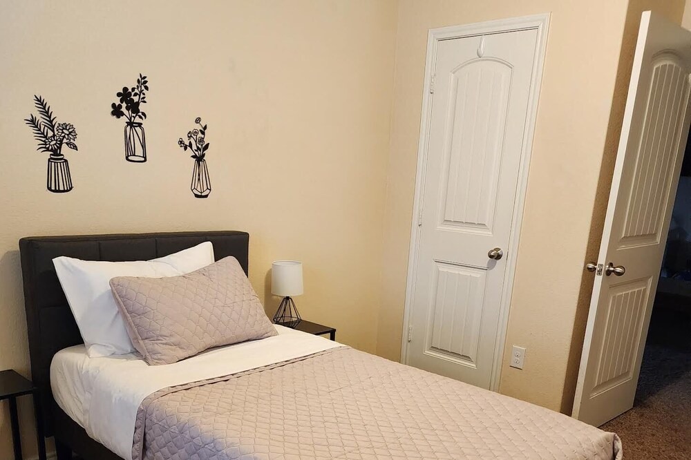 Photo of Bedroom in Belton