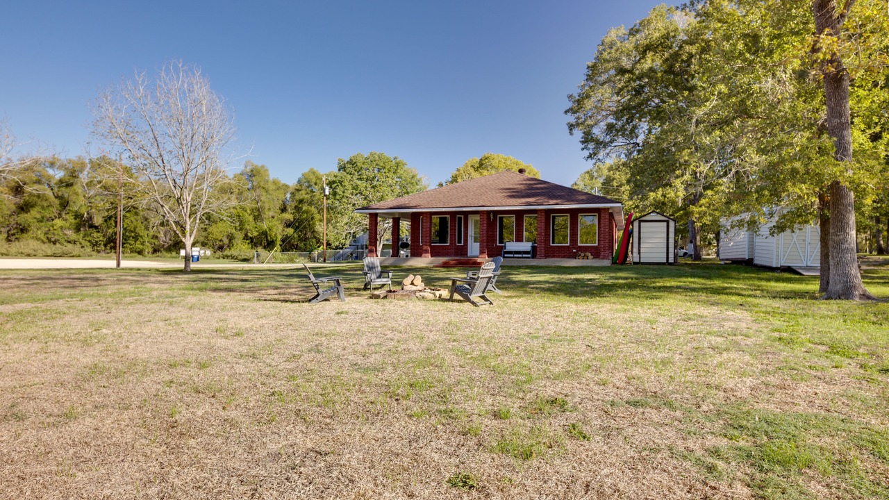 Photo of Outdoor in Oakhurst