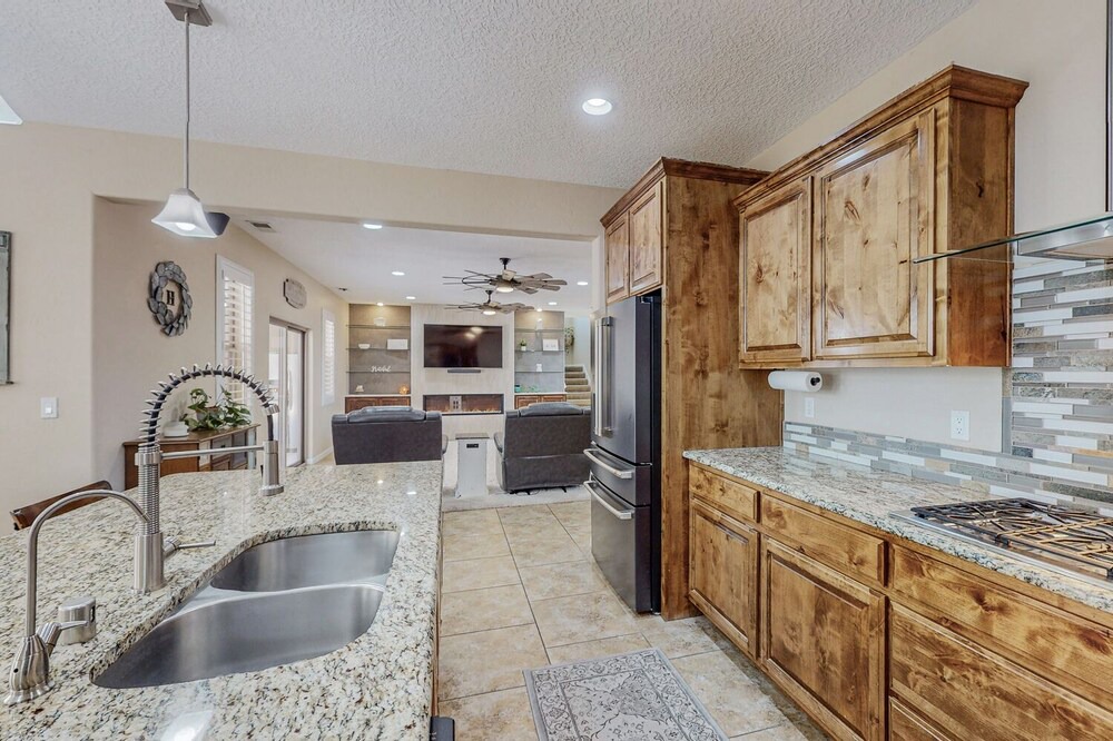 Photo of Kitchen in Paradise Hills Civic