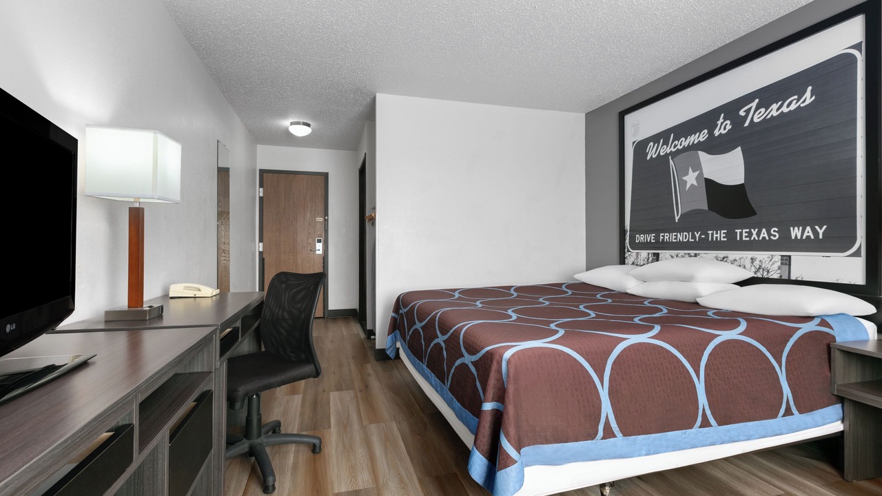 Photo of Bedroom in Grapevine