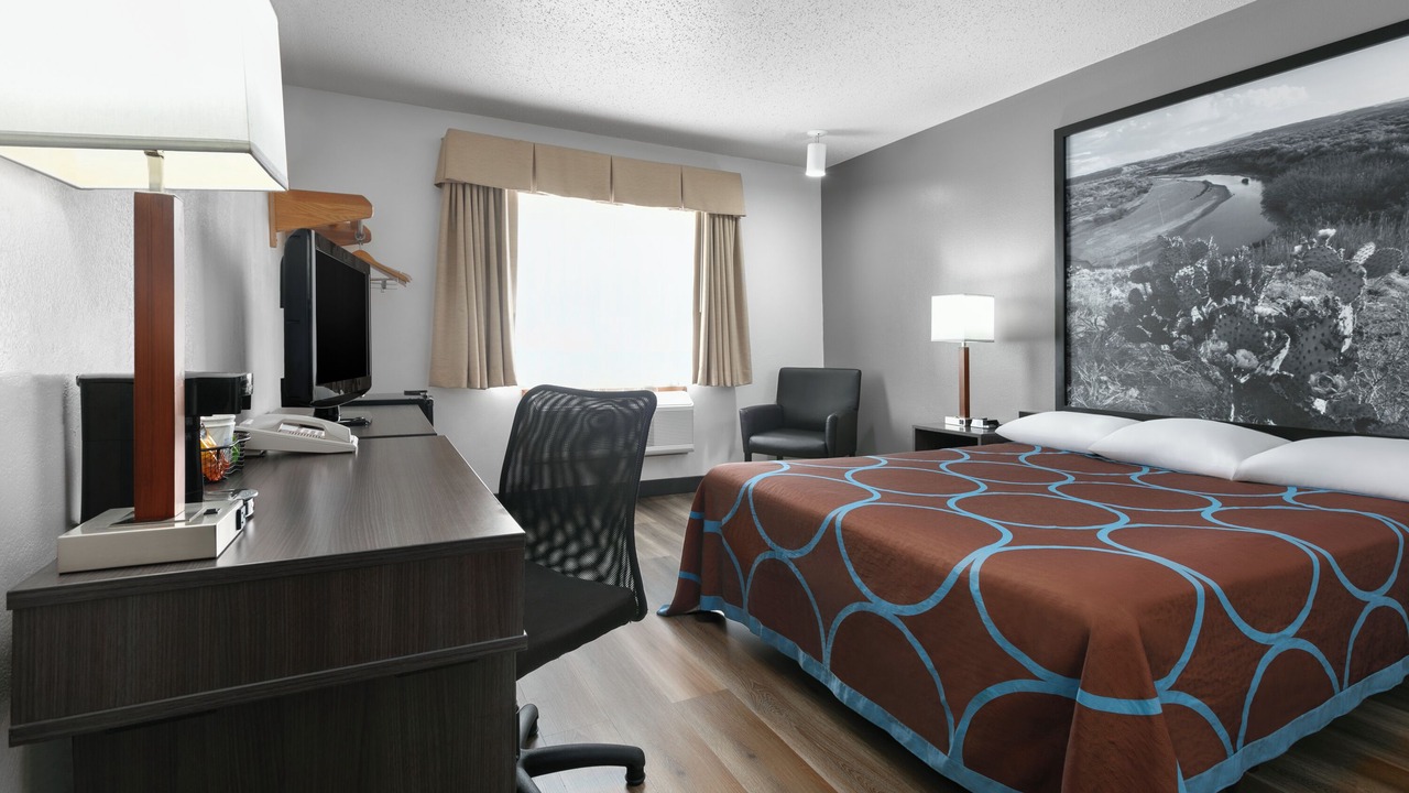 Photo of Bedroom in Grapevine