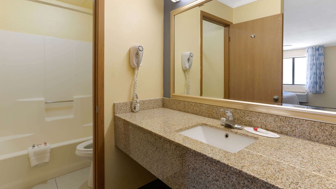 Photo of Bathroom in Alamogordo