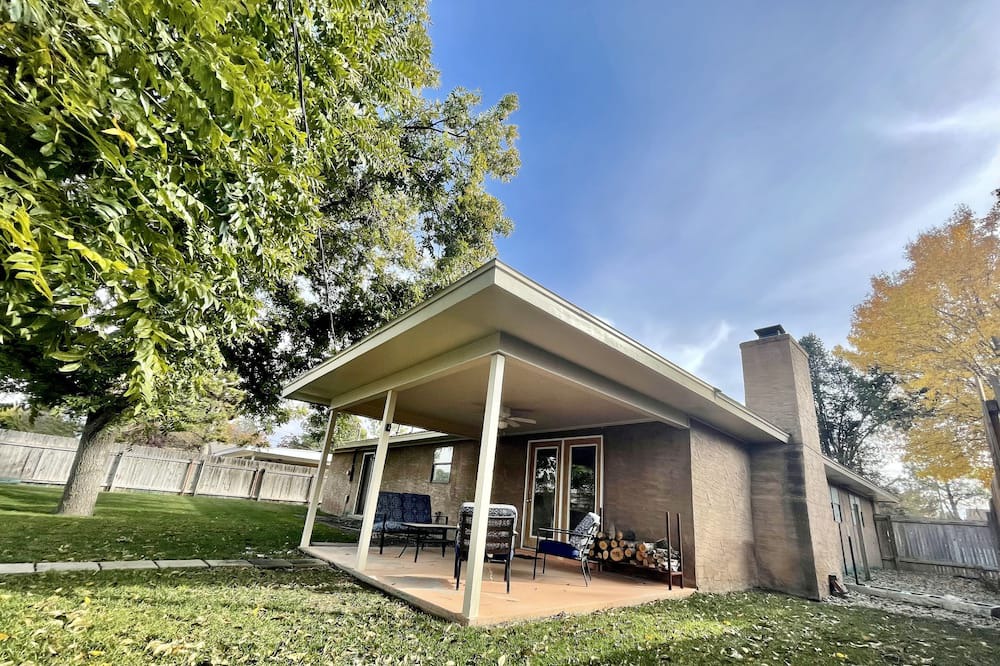 Photo of Outdoor in Artesia
