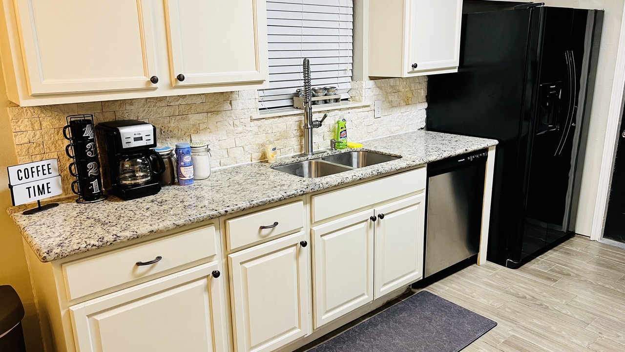 Photo of Kitchen in Panther Creek