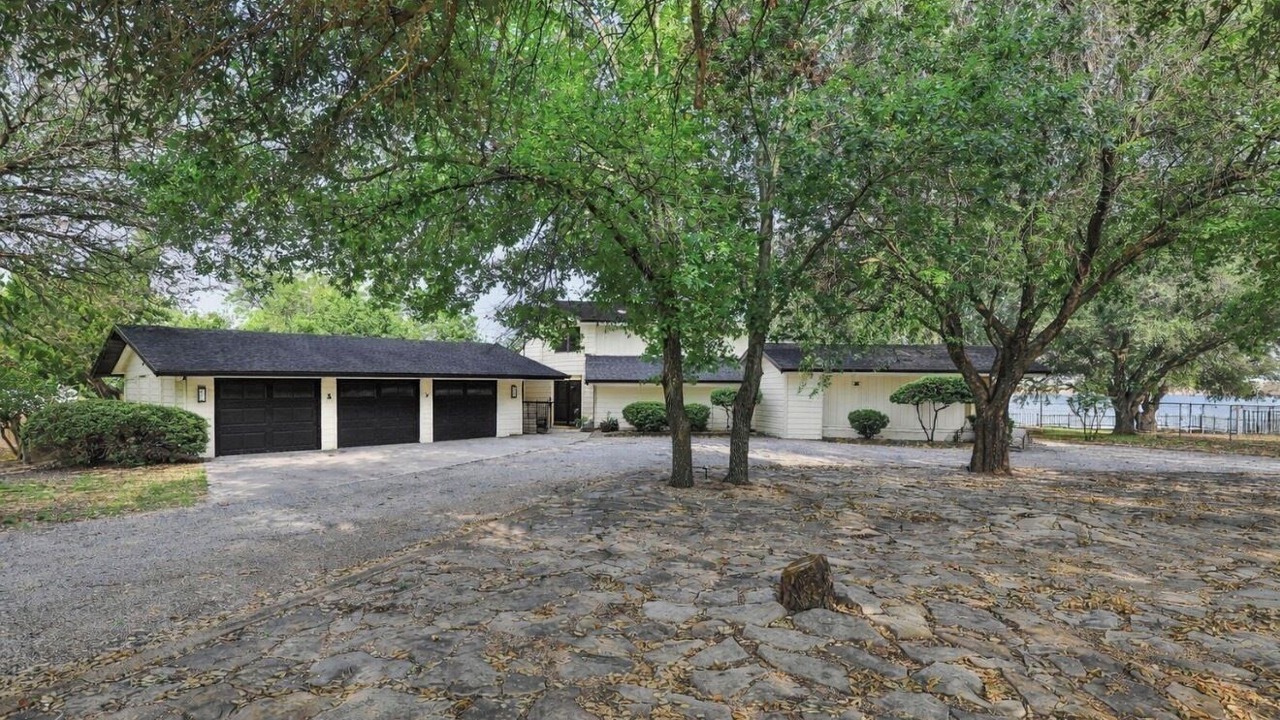 Photo of Outdoor in Coleman