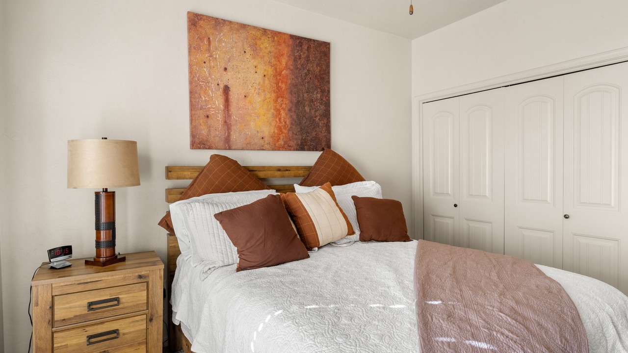 Photo of Bedroom in Mesilla Park