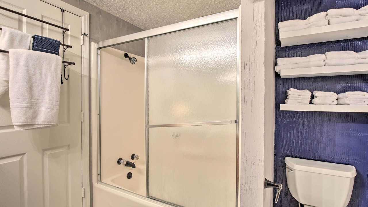Photo of Bathroom in Tool
