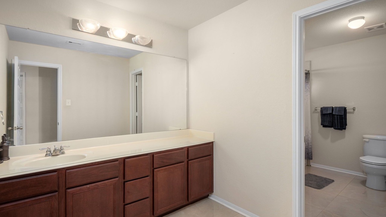 Photo of Bathroom in Spring