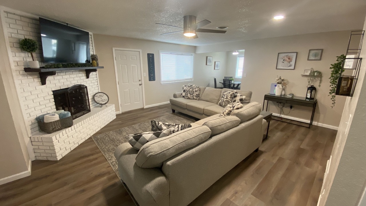 Photo of Livingroom in Farmington