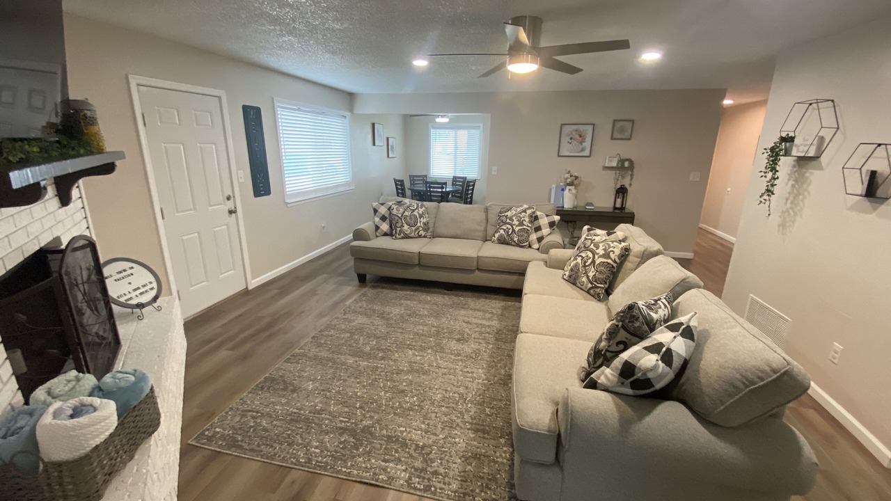 Photo of Livingroom in Farmington