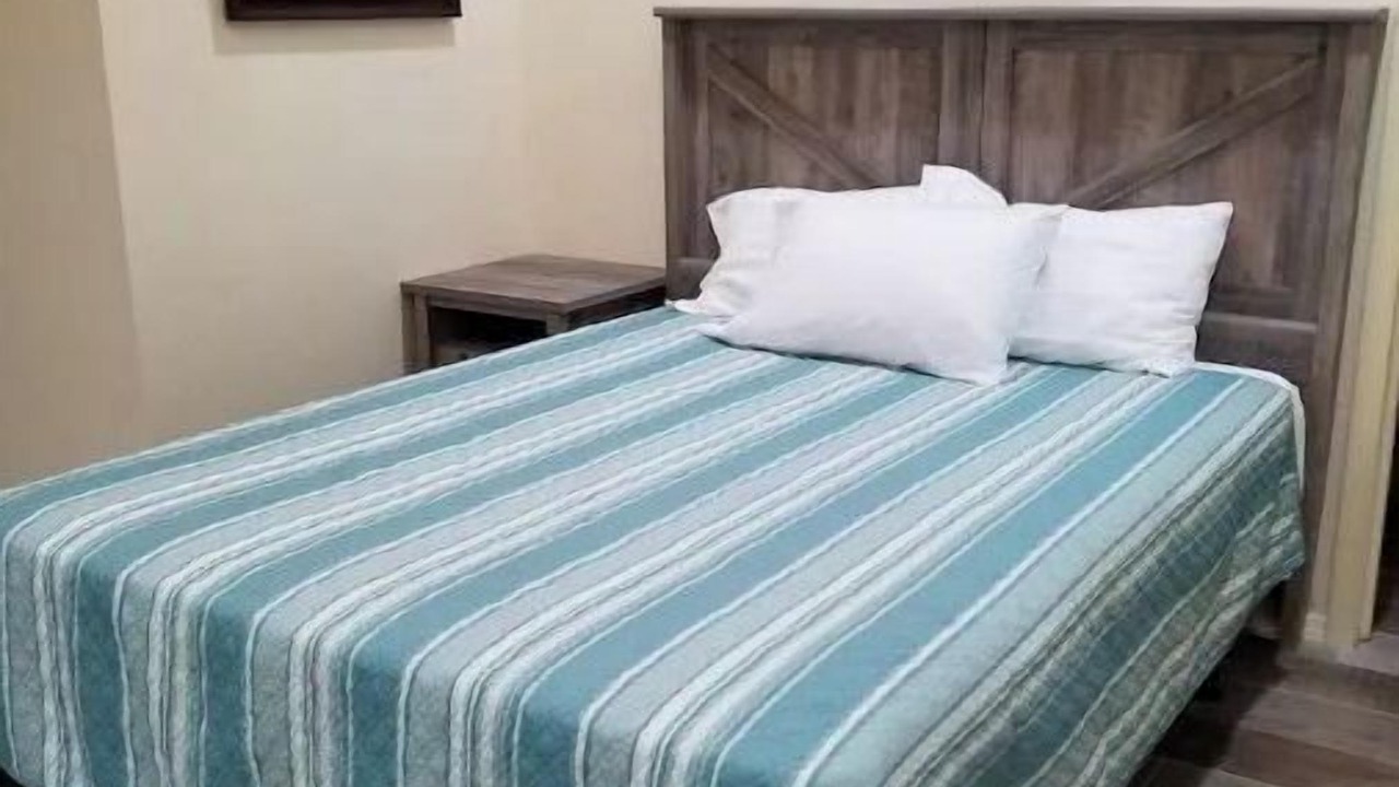 Photo of Bedroom in Pennington