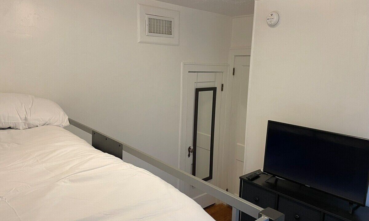 Photo of Bedroom in University Heights