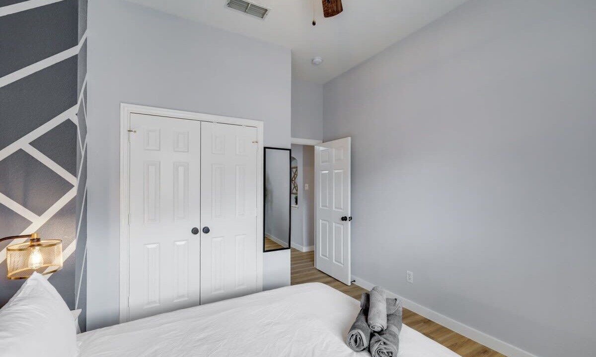 Photo of Bedroom in Fossil Creek