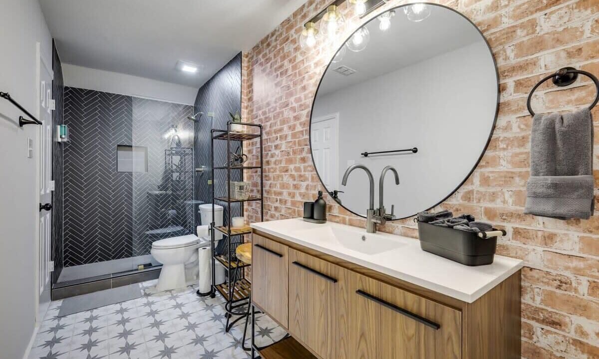 Photo of Bathroom in Fossil Creek