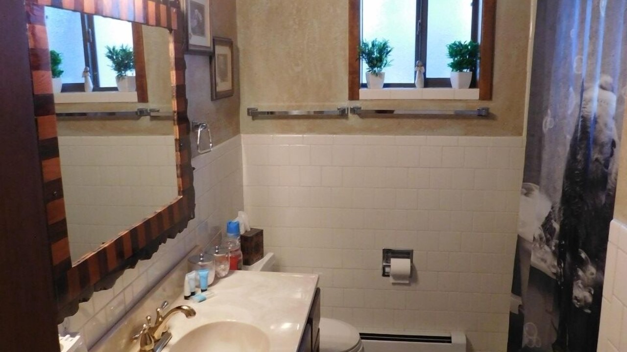 Photo of Bathroom in Bear Park