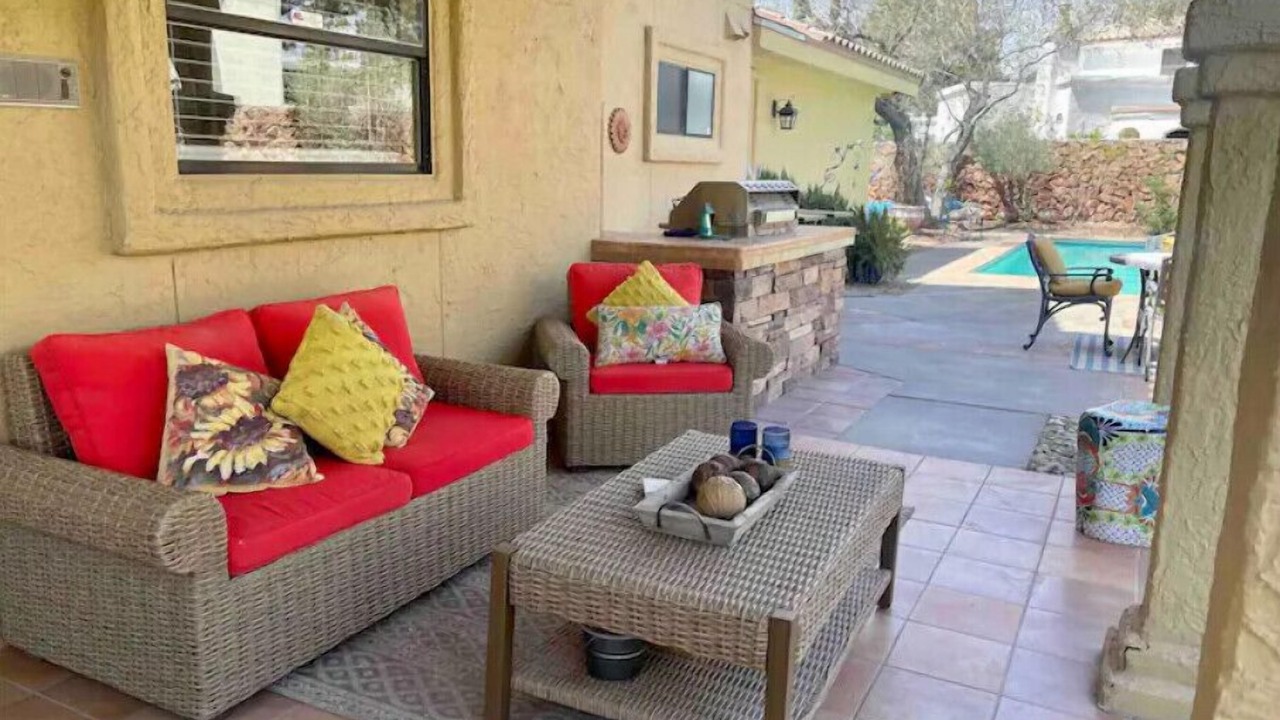 Photo of Patio Balcony in Biggs Field