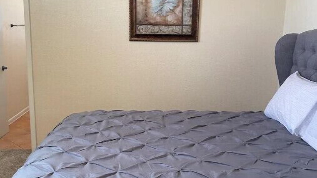 Photo of Bedroom in Biggs Field