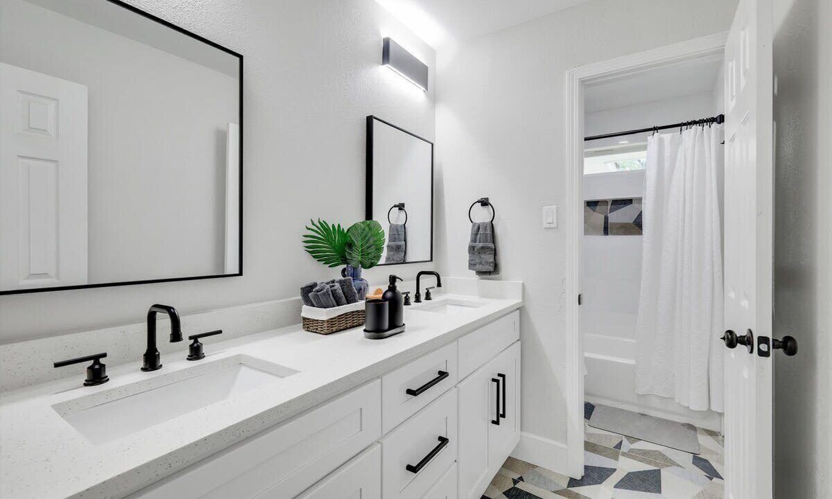 Photo of Bathroom in DeSoto