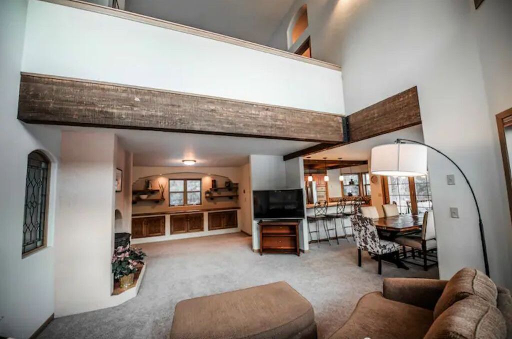Photo of Livingroom in Hermosa