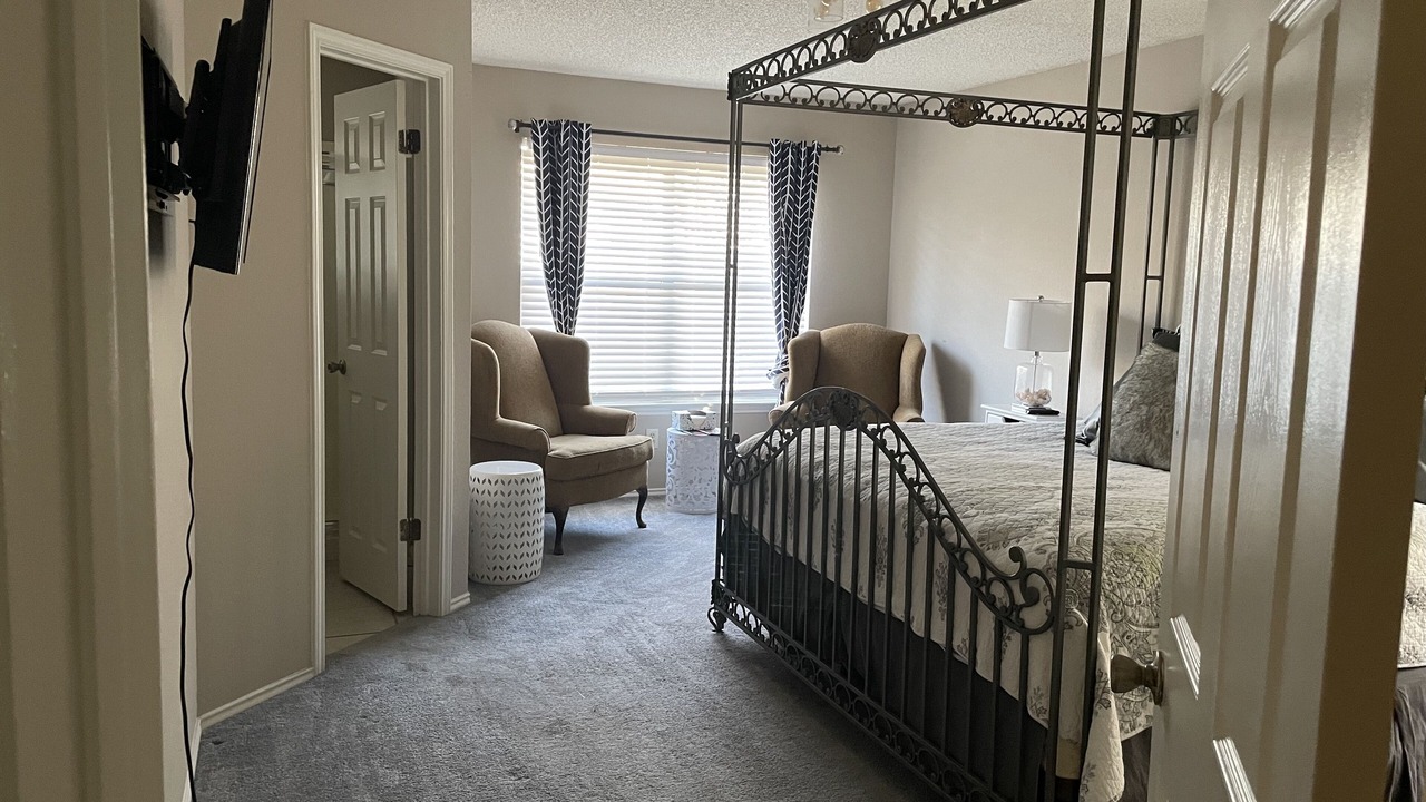 Photo of Bedroom in Springbrook
