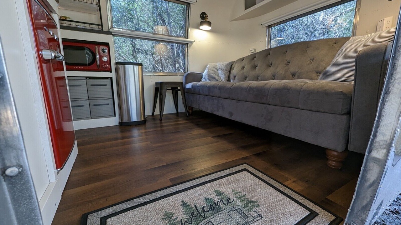 Photo of Livingroom in Madison County