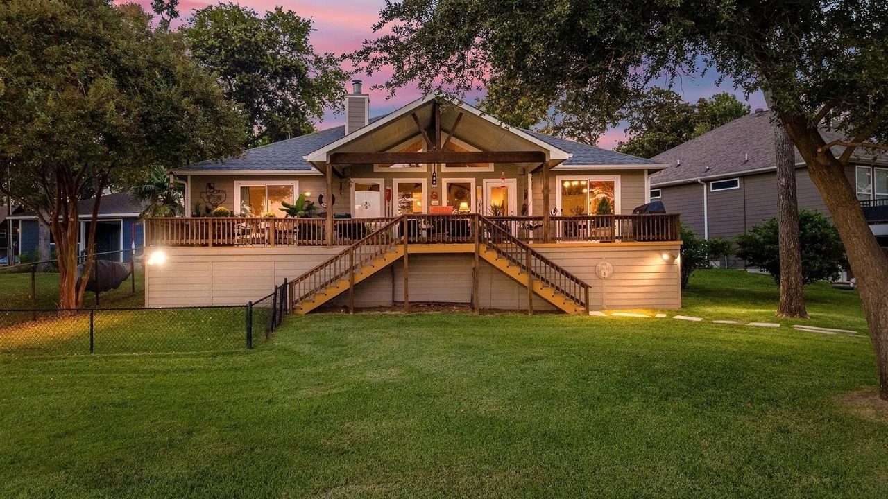Photo of Outdoor in Gun Barrel City