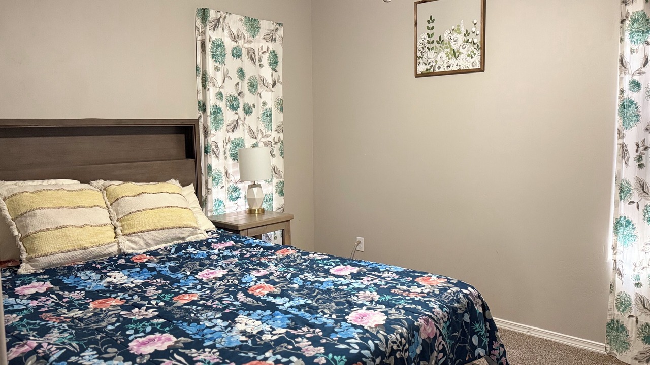 Photo of Bedroom in Alamogordo