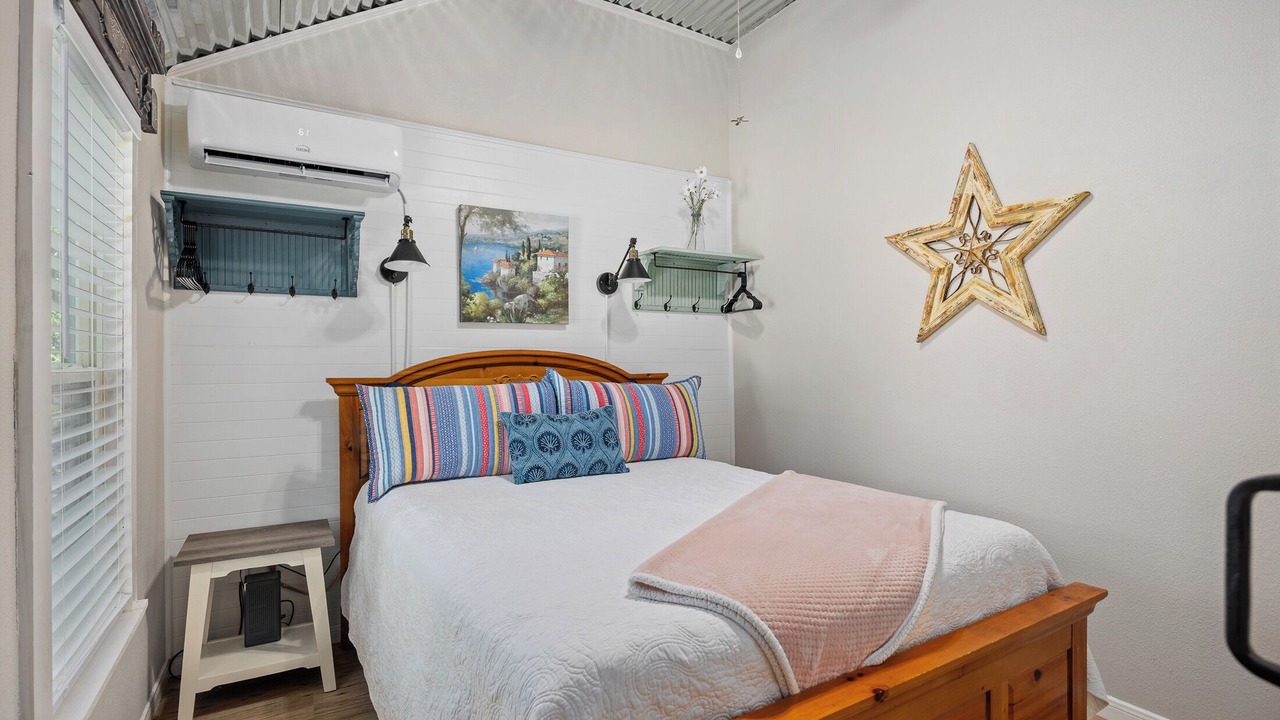 Photo of Bedroom in Bandera