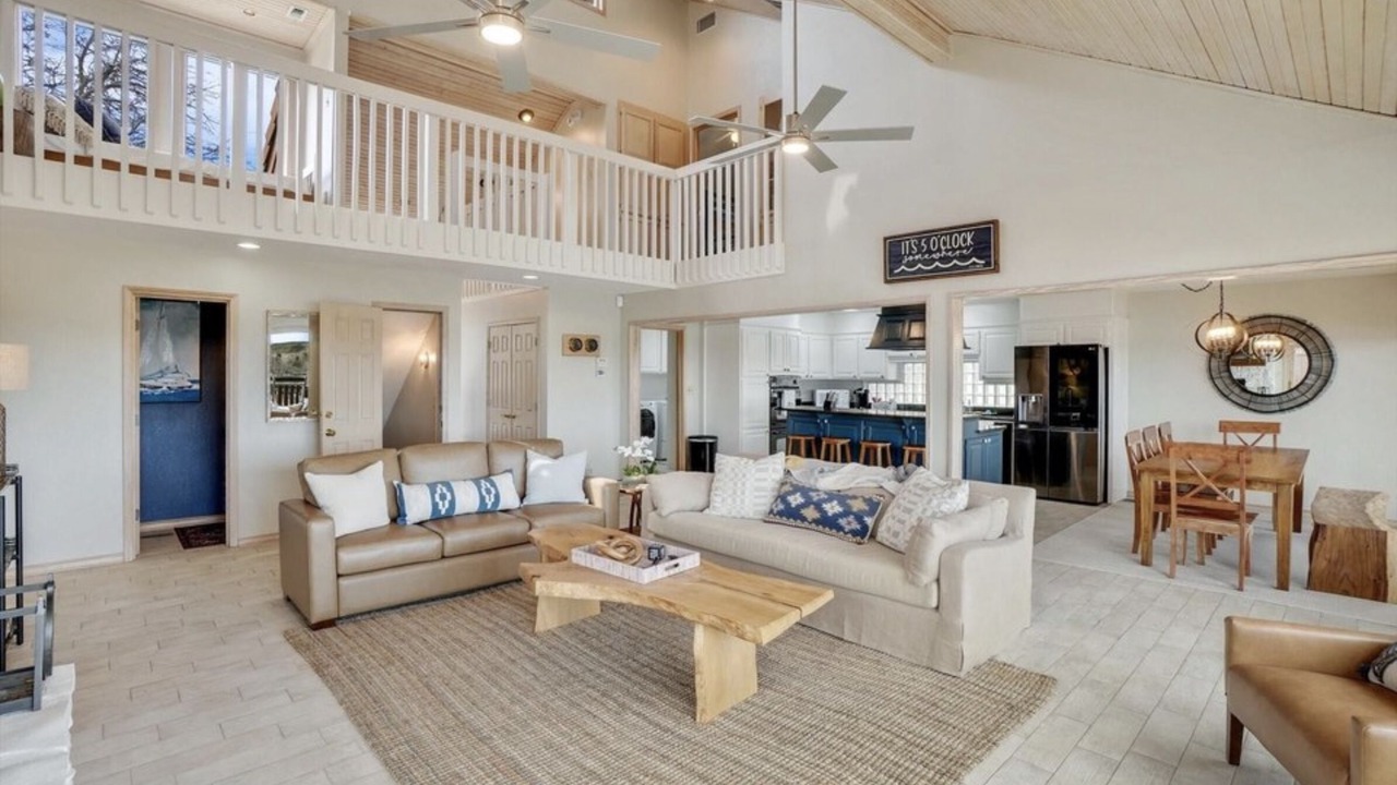 Photo of Livingroom in Palo Pinto County