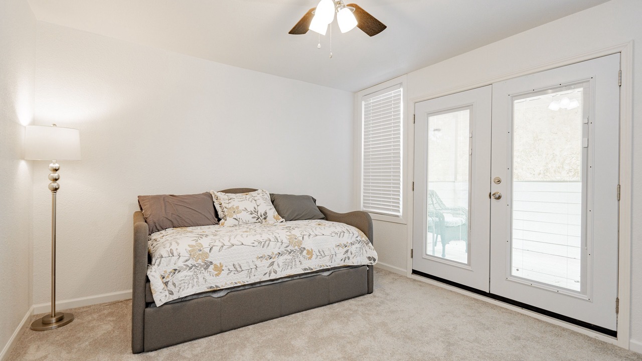 Photo of Bedroom in Pottsboro