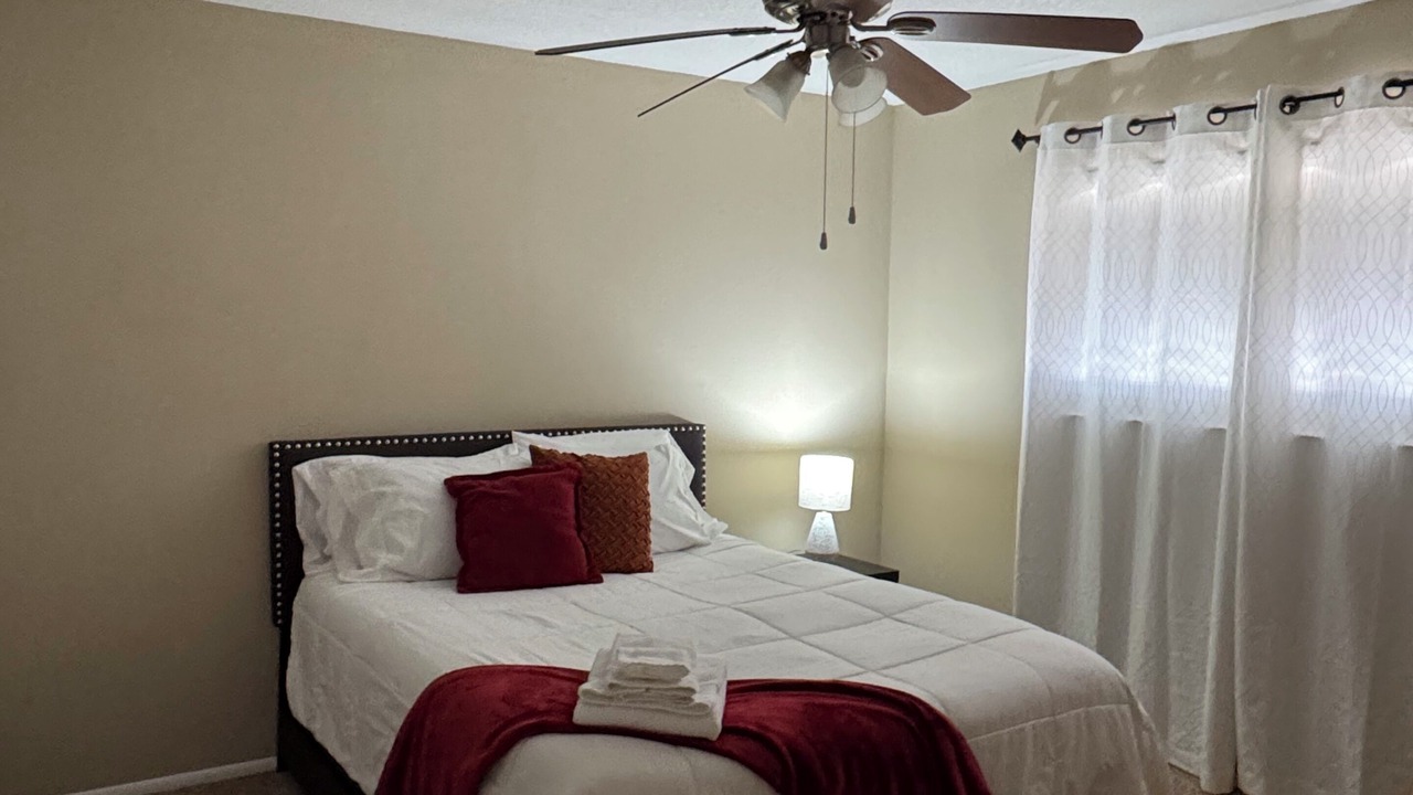Photo of Bedroom in Northeast Heights