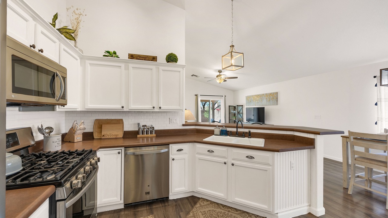 Photo of Kitchen in Dove Mountain