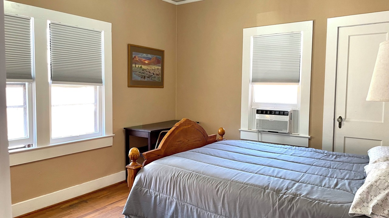 Photo of Bedroom in Truth or Consequences