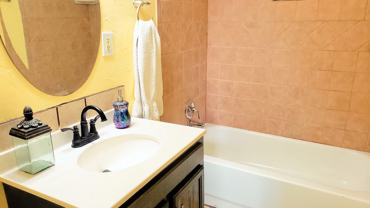 Photo of Bathroom in Alamogordo