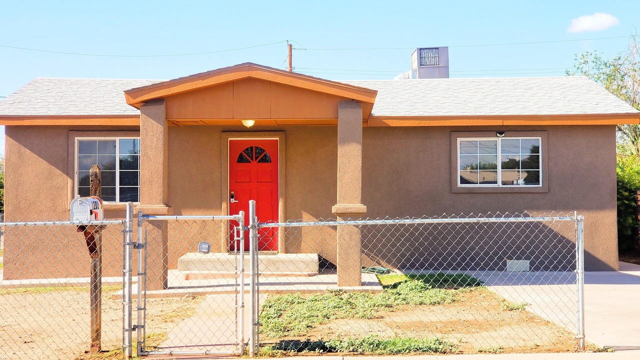 Photo of Others in Alamogordo