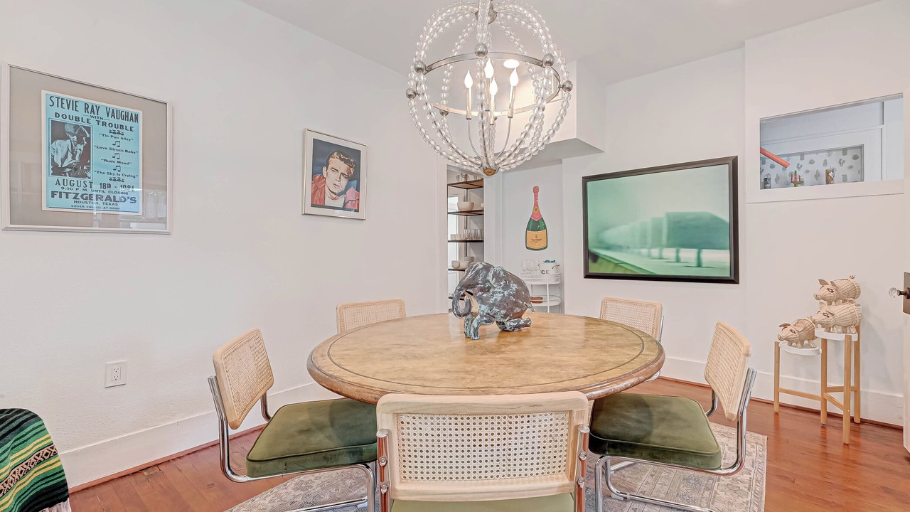 Photo of Livingroom in Hyde Park