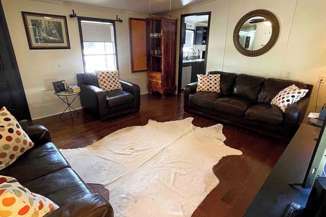 Photo of Livingroom in Carmine