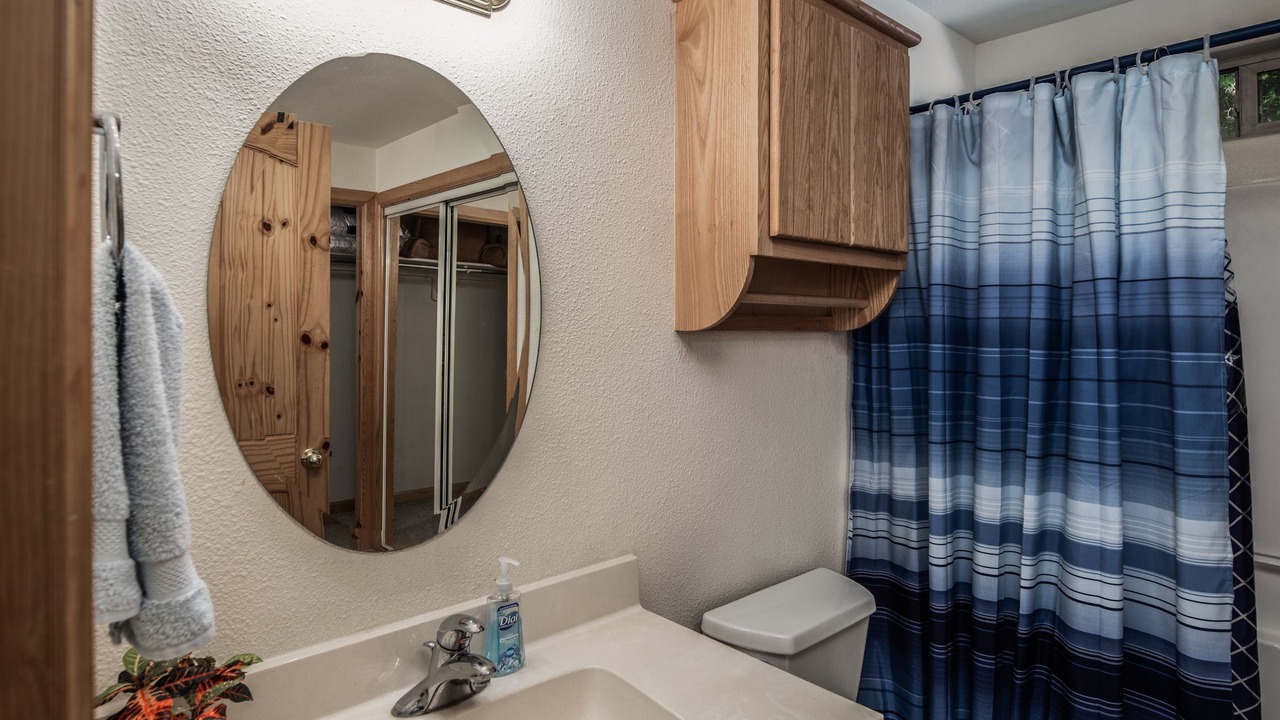 Photo of Bathroom in Cloudcroft