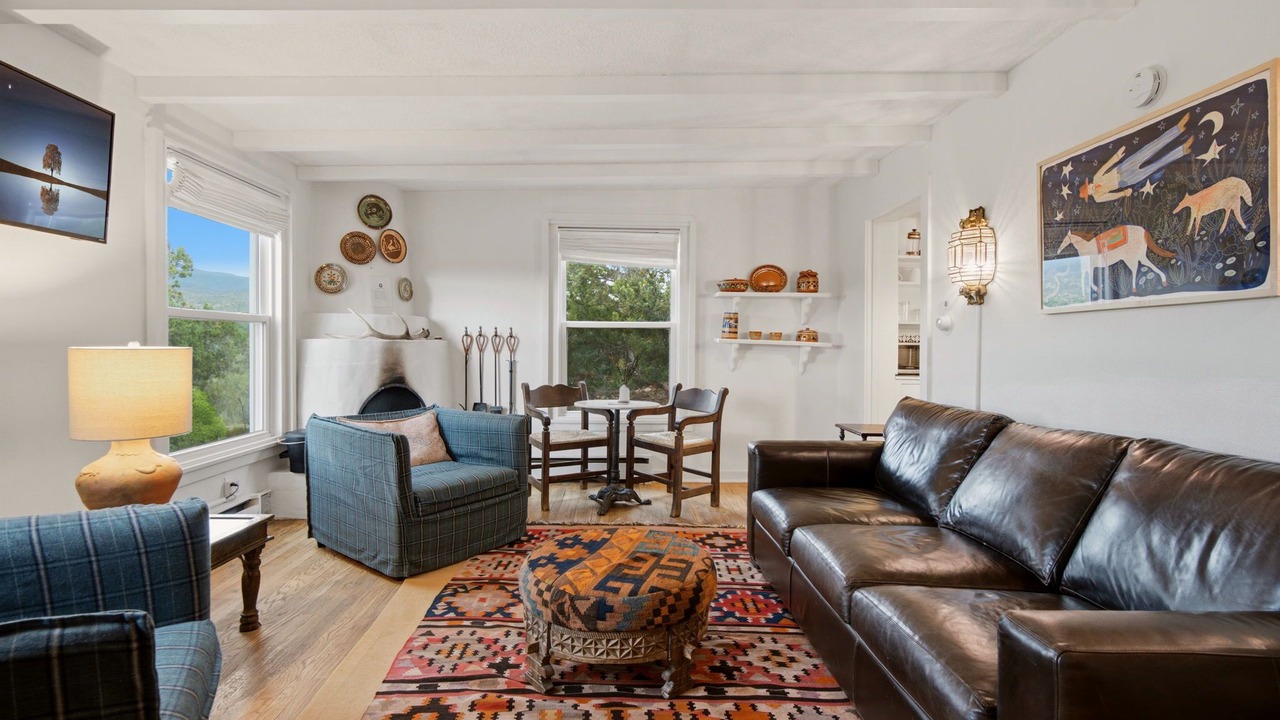 Photo of Livingroom in Tesuque