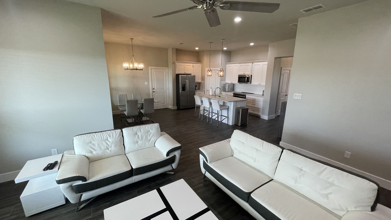 Photo of Livingroom in Graford