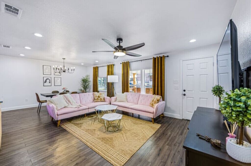 Photo of Livingroom in Fort Worth