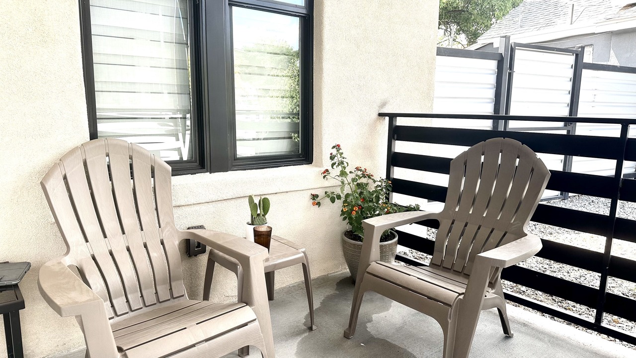Photo of Patio Balcony in South Broadway