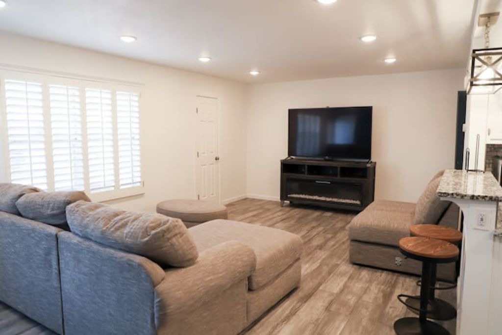 Photo of Livingroom in Biggs Field