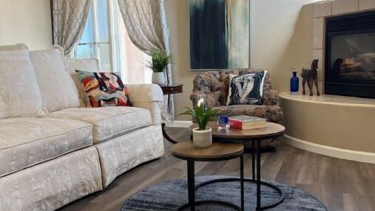 Photo of Livingroom in Northeast Heights