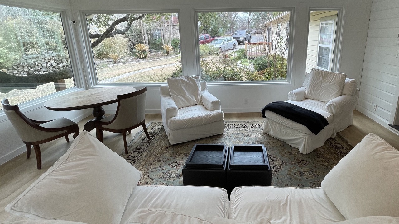 Photo of Livingroom in Barton Heights