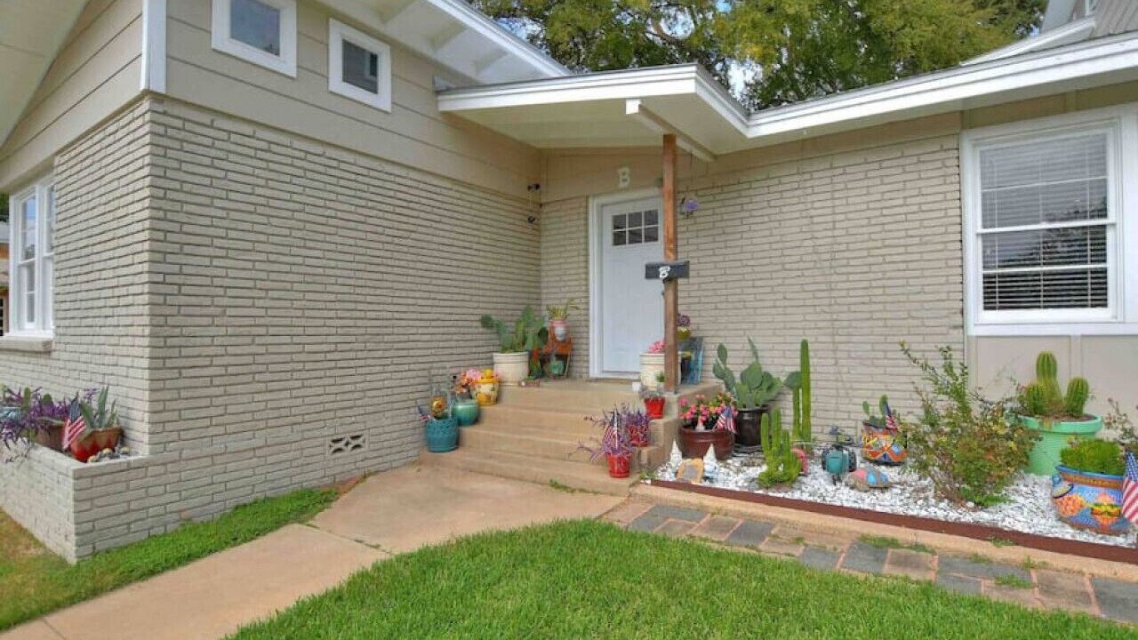 Photo of Outdoor in Barton Hills