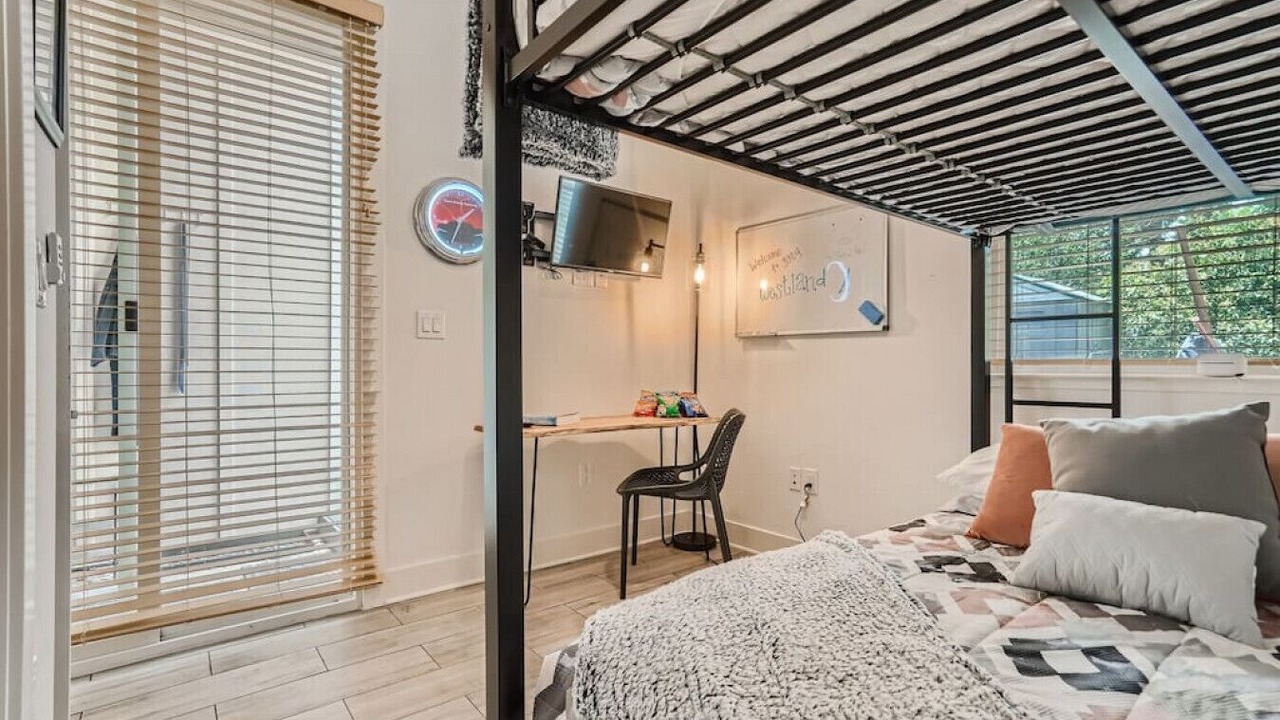 Photo of Bedroom in Barton Hills
