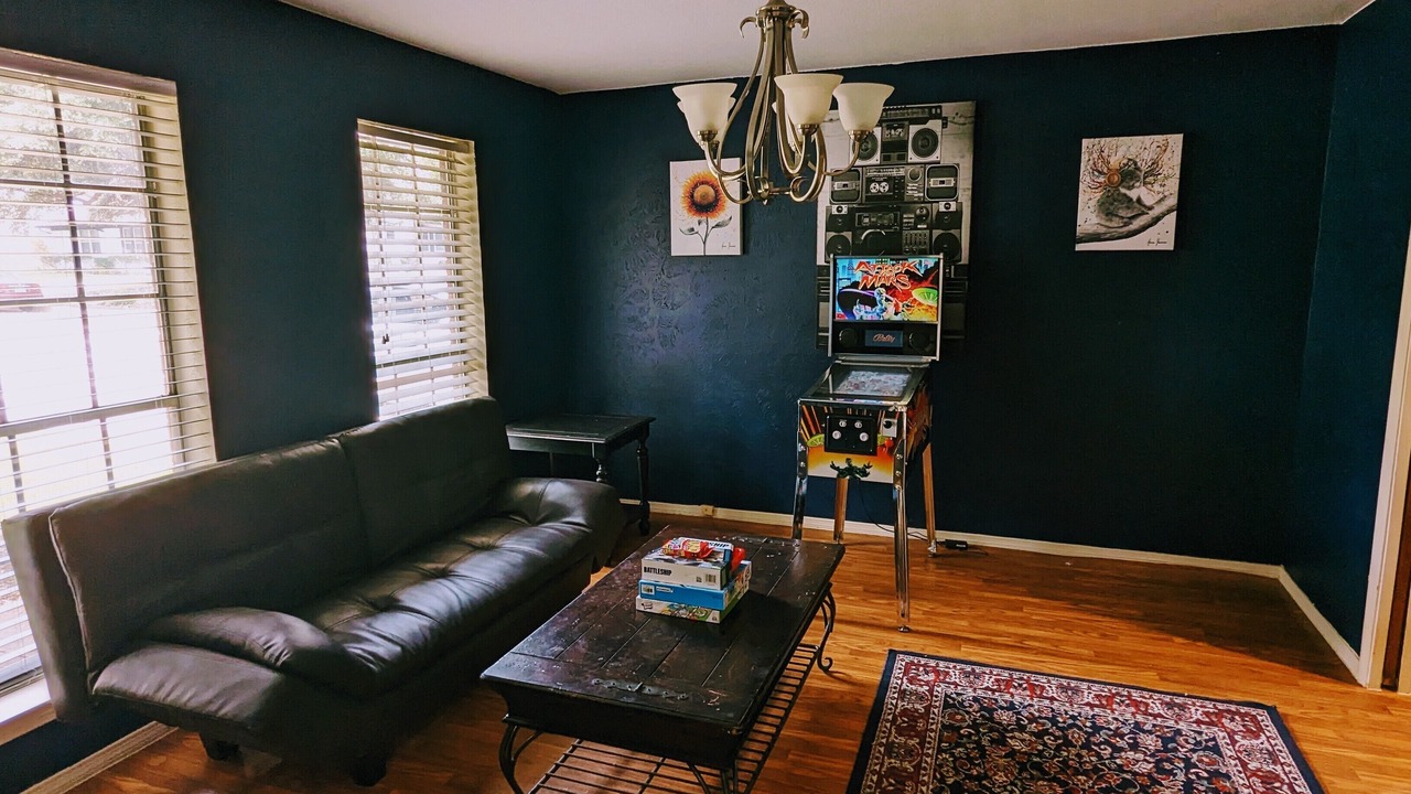 Photo of Livingroom in North Richland Hills